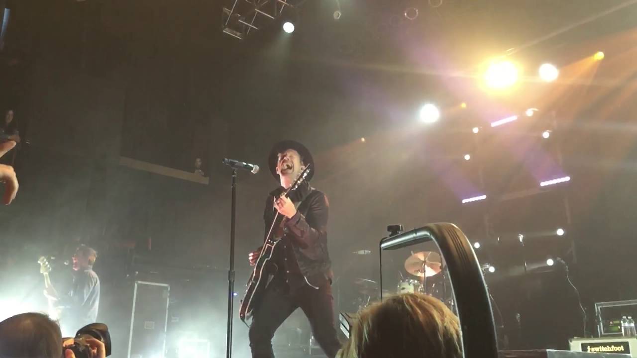 Switchfoot - Intro + Holy Water (Looking For America Tour - Boston MA 10.18.2016)