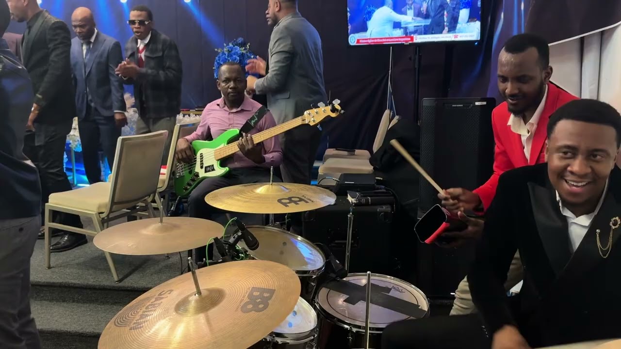 Adorasyon louwanj tet pati #music #gospelmusic #louange #adoration #compilation