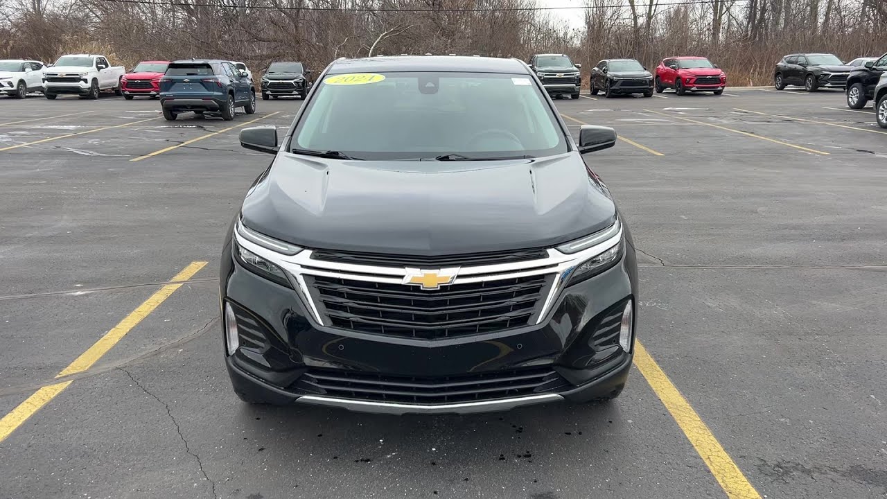 2024 Chevrolet Equinox LT at Heidebreicht Chevrolet | Washington, MI
