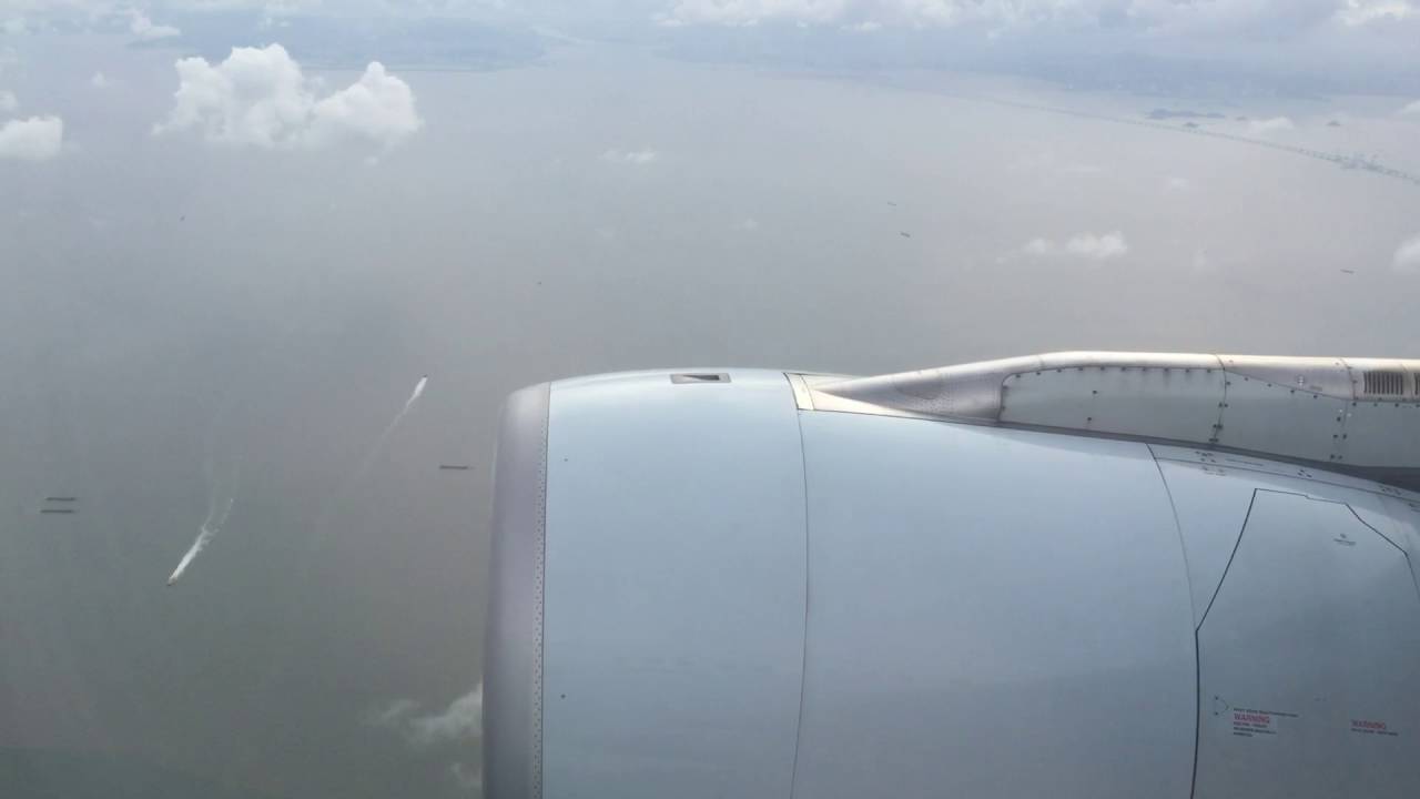 Take off from Hong Kong international airport on CX711