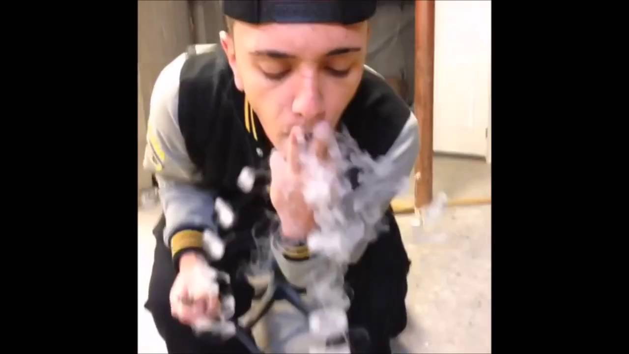 Los Mejores Vines de Trucos con el Humo Best Vines Smoke Tricks Compilation 2015