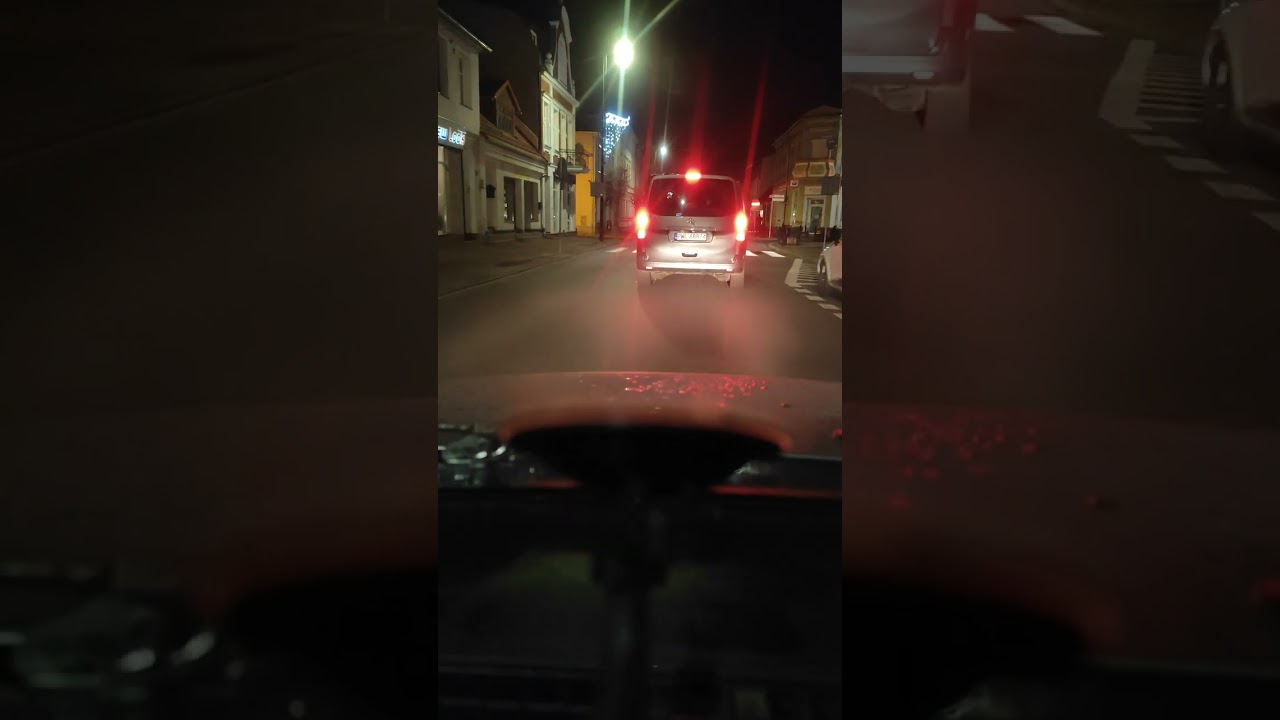 przejazd przez miasto nocą