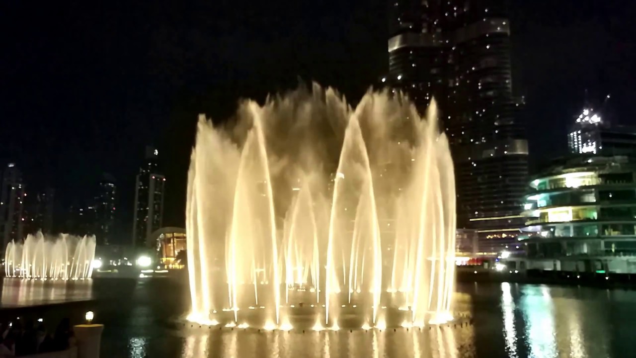 The Dubai Fountain - Whitney Houston - I Will Always Love You [Jan 2017]
