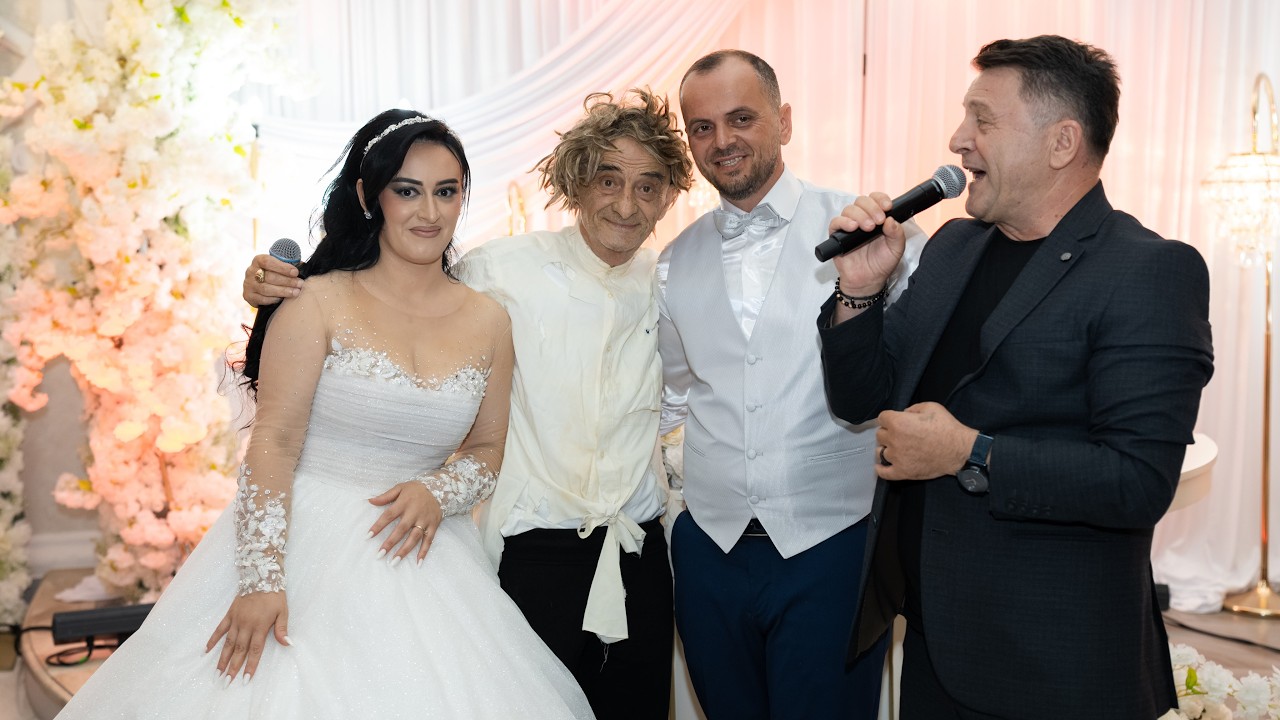 Super Dasem me Ylli Baka , Familja ne Valle