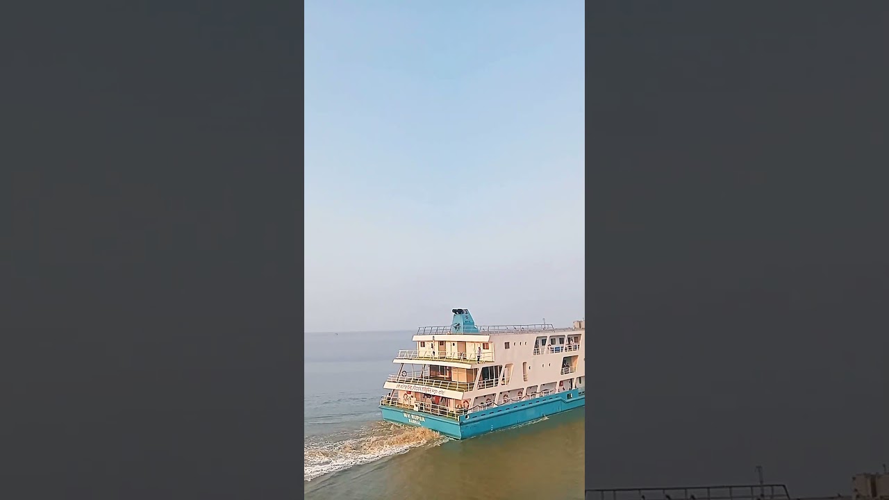 সমুদ্রের সুন্দরী দানবী এমভি রুপসা❤️