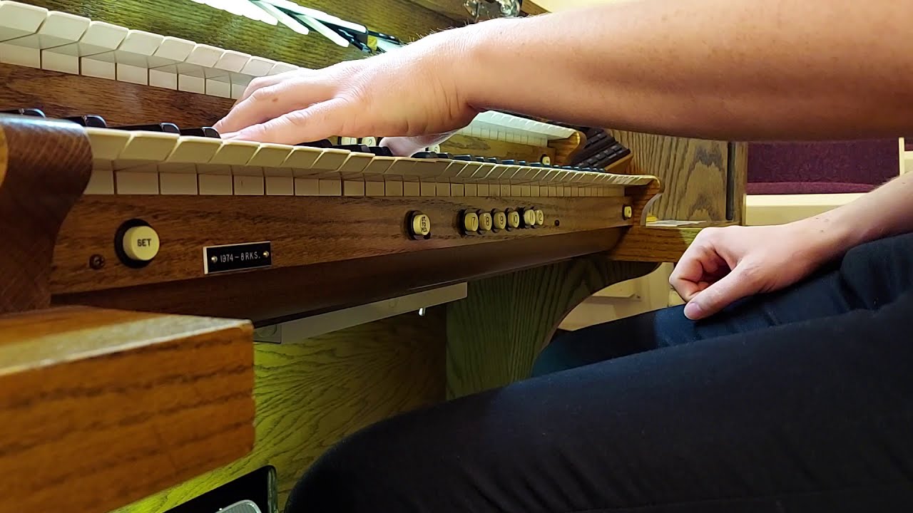 Zelda: Breath of the Wild; Organ Hyrule Castle Theme (Interior and exterior)