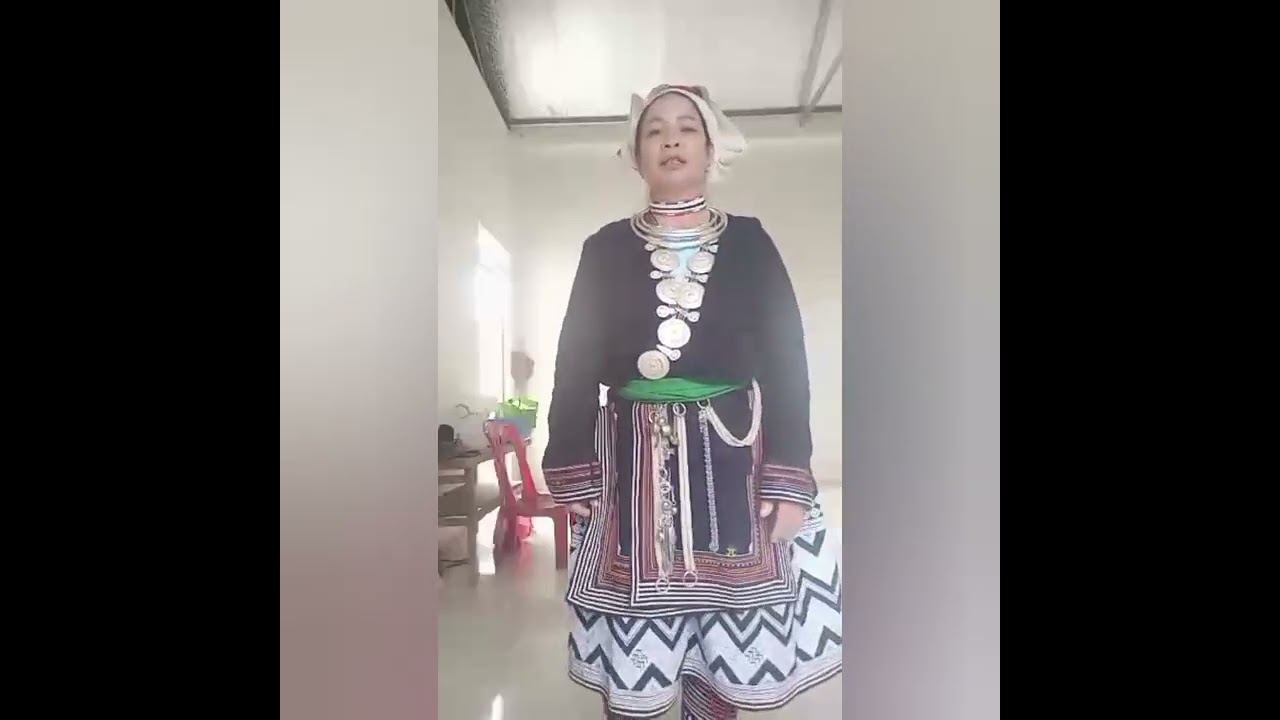 Páo Dung - thể hiện:  Triệu Mai