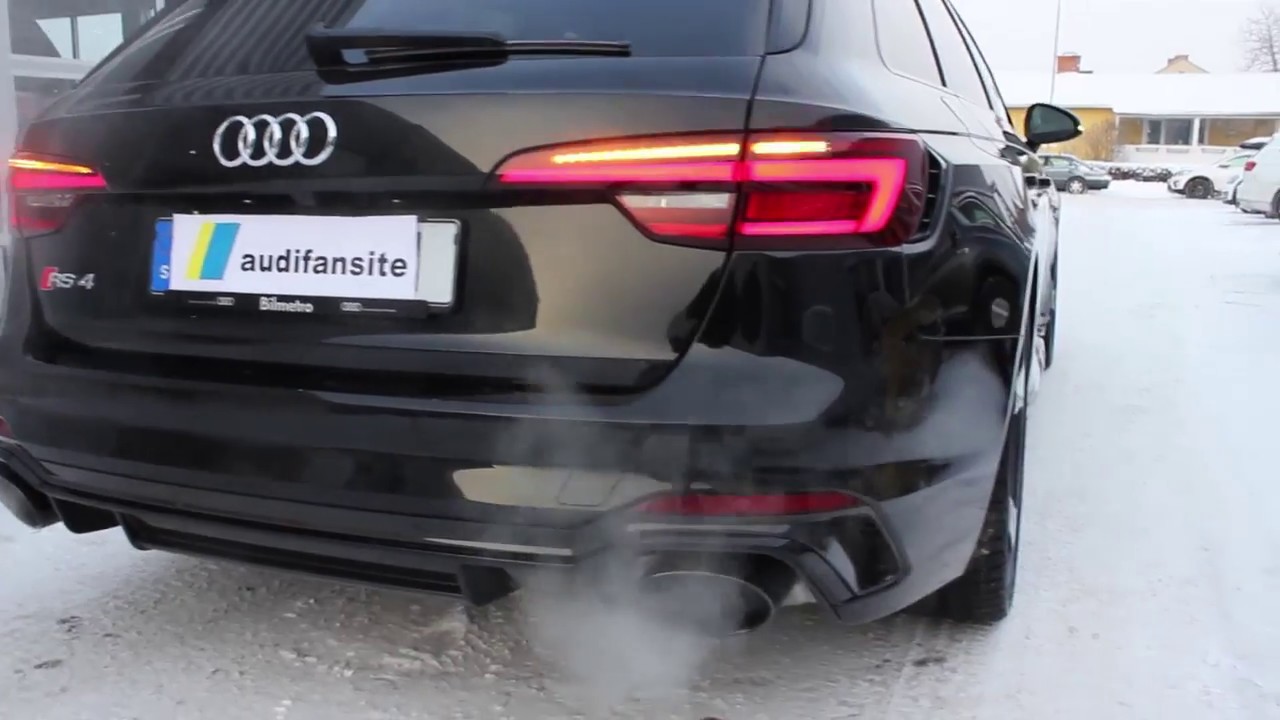 STUNNING black 2018 Audi RS4 450 PS  with black optics | Start up|revs| dynamic turning signals etc