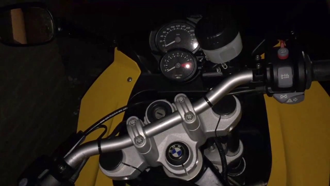 How to solve a dWA error on a BMW F 800 S - Second repair, dWA error message, alarm batteries