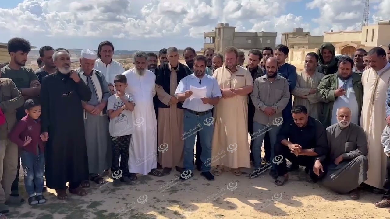 بيان لسكان وأهالي منطقة اسلنطة جنوب مدينة البيضاء للمطالبة بتحسين الخدمات. LCNA