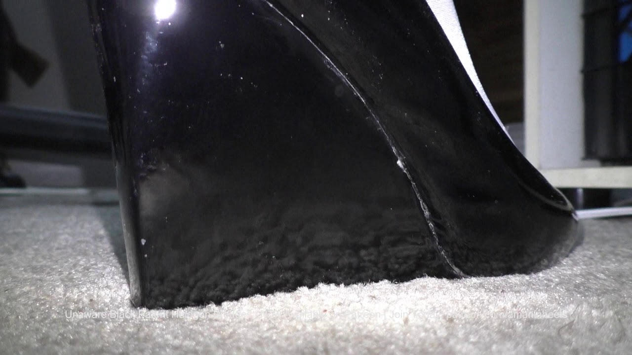 amaninheels | Giant Crossdresser | Unaware Black Patent Halogen Wedges (teaser)