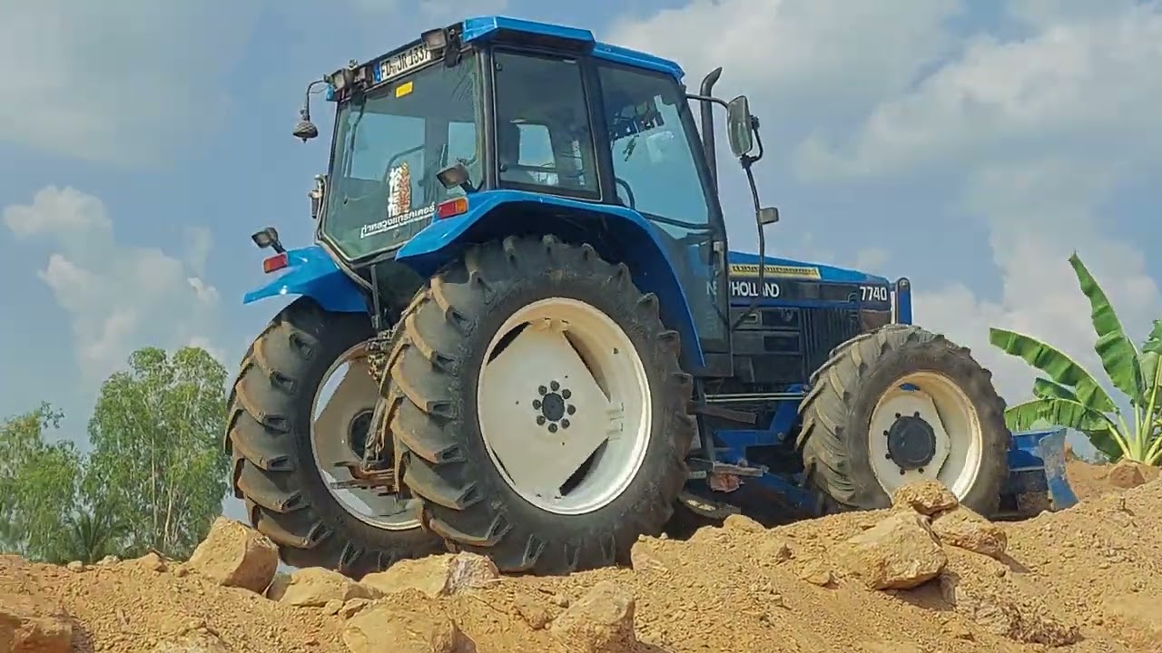 สายดัน สายปาด VIP FORD NEWHOLLAND 7740 พึ่งแกะมาเก่านอก ดันที่สูง tractor