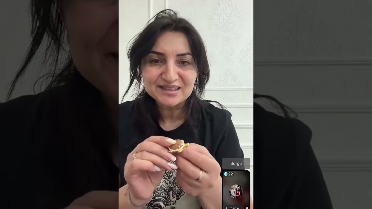 Ayma Qəbələdə  bahalı əşyasını itirib əsəbləşib😡 ağladı...