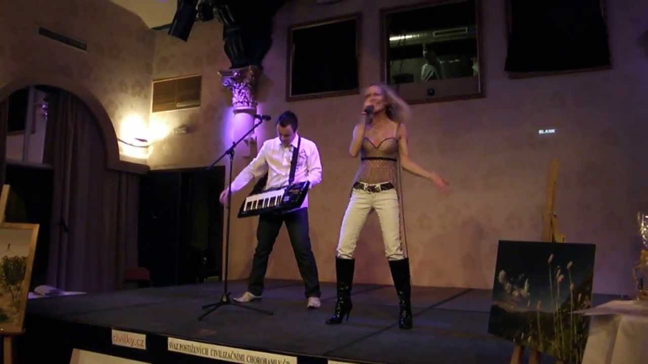 Petr Dvořák & Helena Hamplová - SARA PERCHE TI AMO - LIVE - Praha - klub LÁVKA