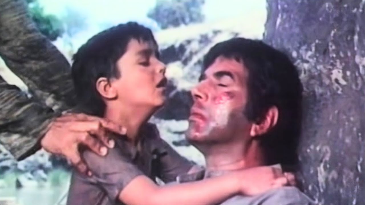 धर्मेंद्र जी को दी छोटे बच्चे ने आखरी बिदाई, भावुक क्षण जो रुला देगा - Drama - Karishma Kudrat Ka