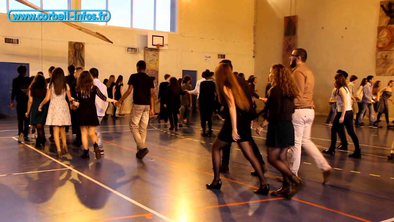 Corbeil-Essonnes - Le bal 2013 du lycée Robert Doisneau - 191213