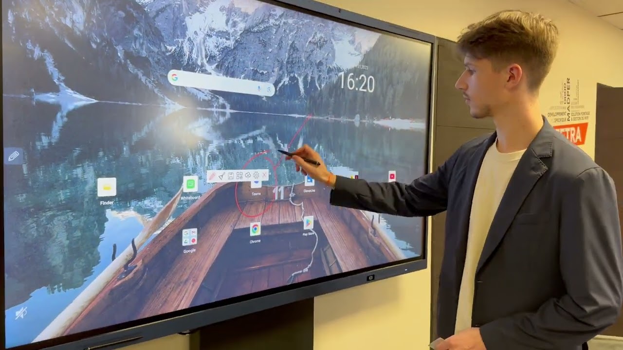 Clevertouch Impact Lux TETRA
