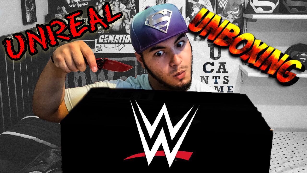 HUGE WWE SHOP UNBOXING!!!!