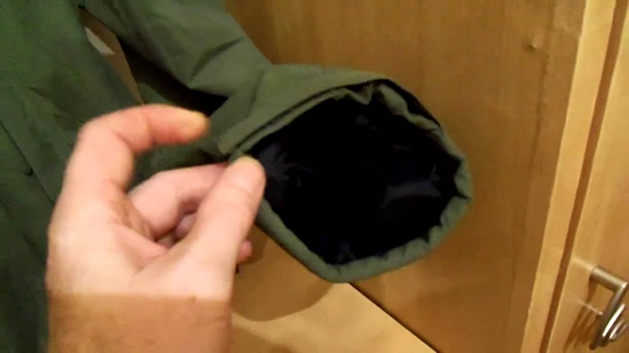 Anorak Surplus Windbreaker