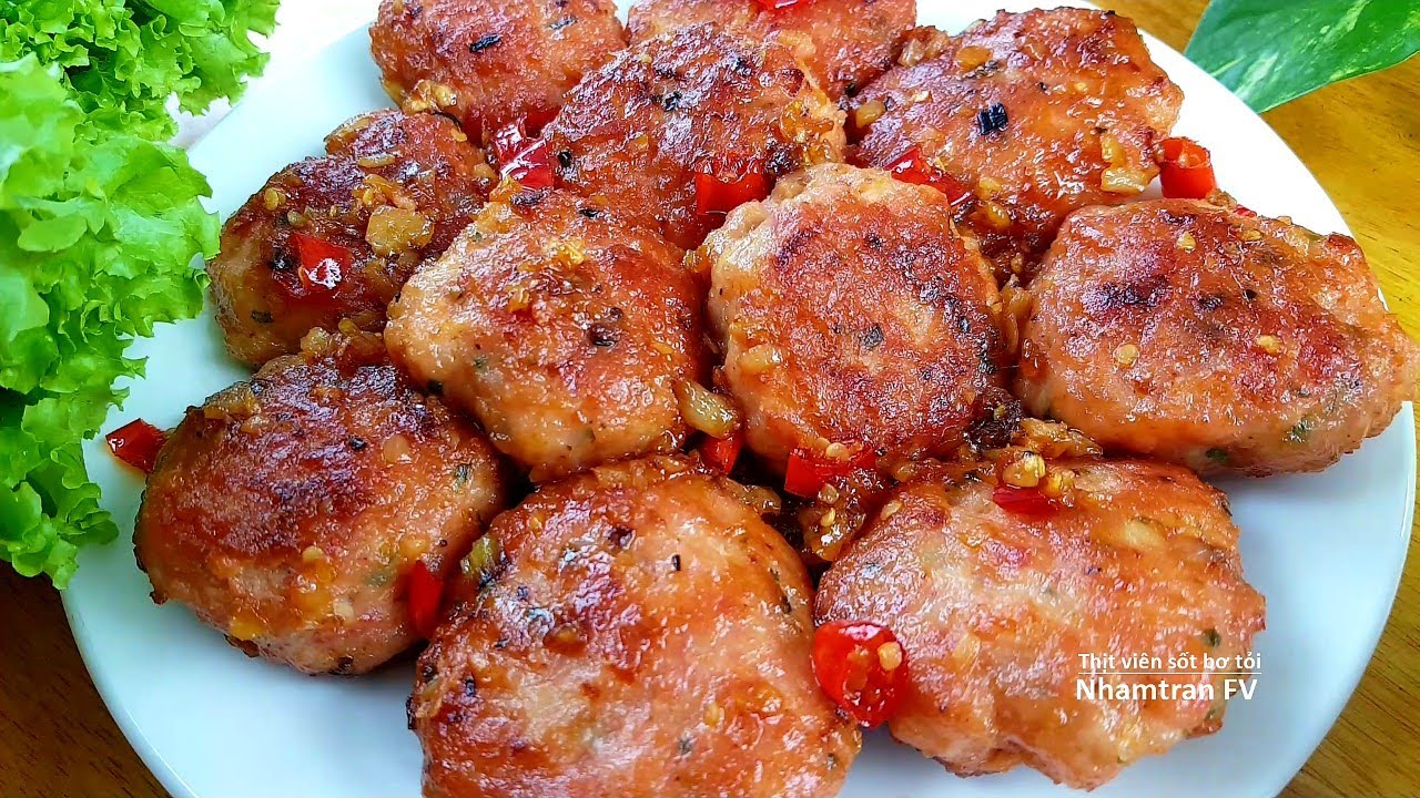 THỊT VIÊN SỐT BƠ TỎI Cách làm nhanh dễ đổi món cho gia đình rất bắt cơm |Nhamtran FV