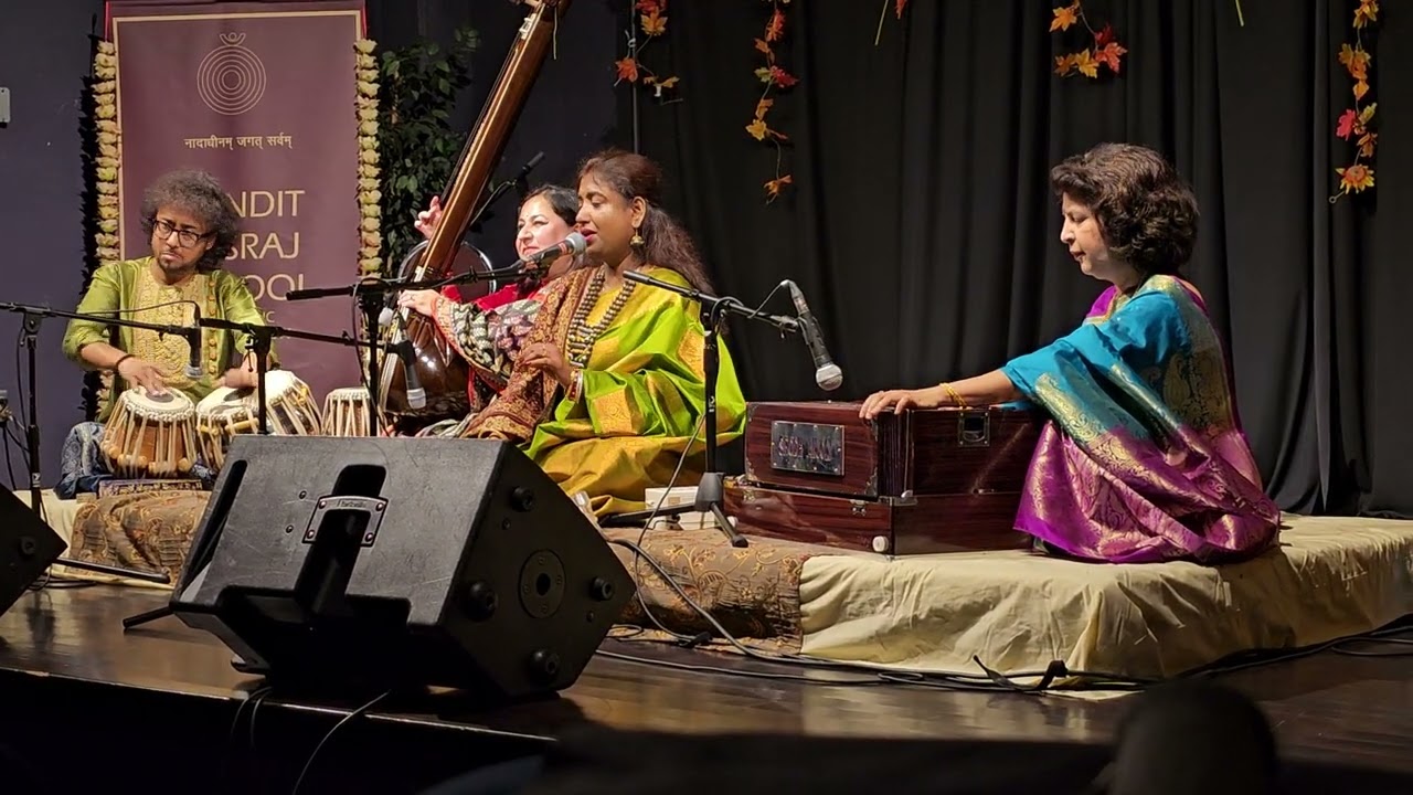 Bhajan : Baje Muraliya Baje by Koyel Bhattacharya at Pandit Jasraj School of Music, Vancouver.