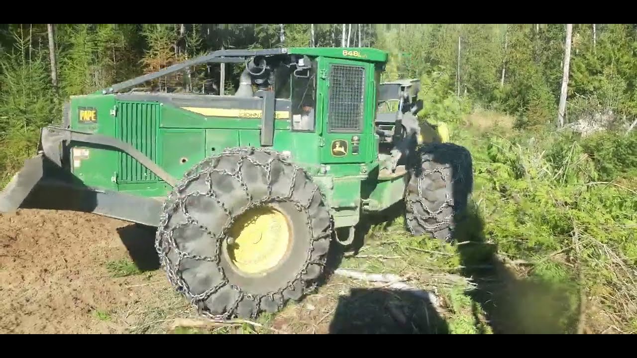 logging, John Deere skidder, log max.