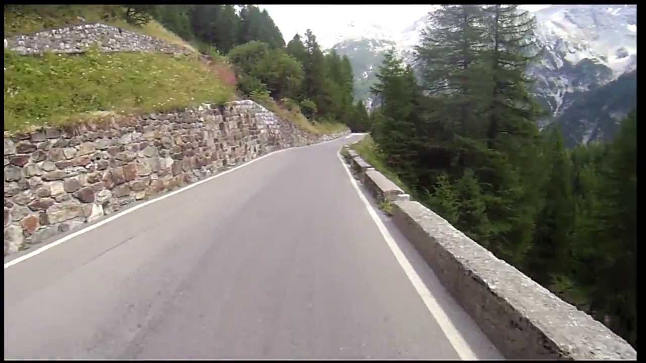 Výjezd a sjezd - Stelvio pass