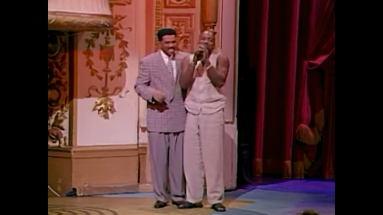 It's Showtime at the Apollo - Celebrity guest Malik Yoba introduces Shaggy -(1995)