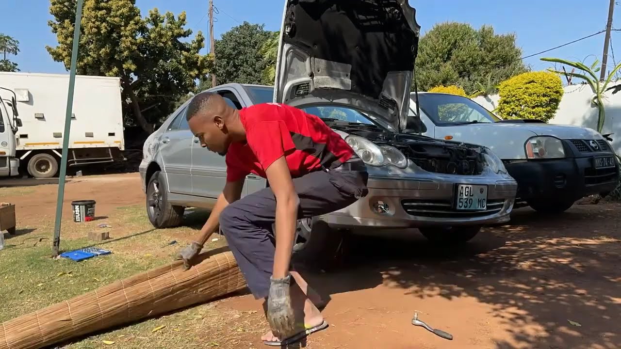 Замена заднего датчика ABS на Mercedes C230 (W203). БОНУС: время обслуживания.