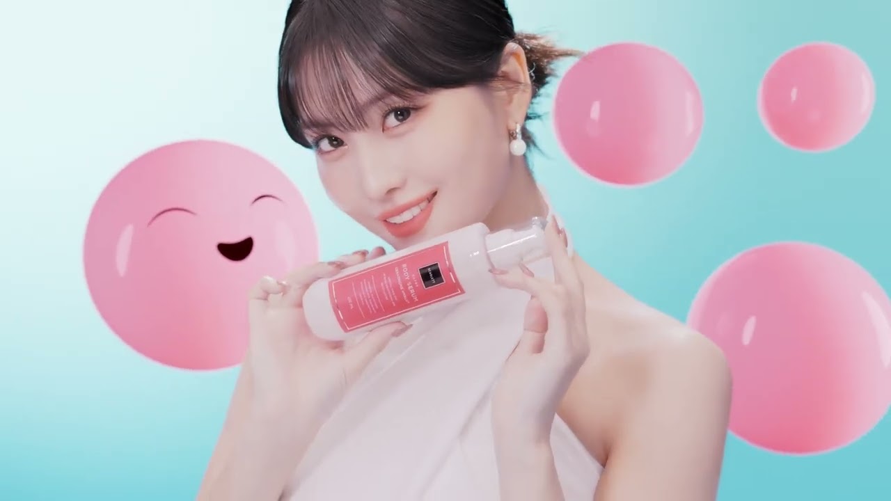 Scarlett World with Twice, Where Beauty Comes True!