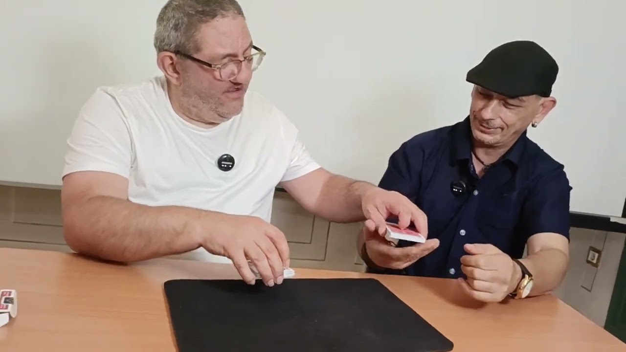 Truco de MAGIA con CARTAS de Witomagic  Sorprendiendo a un MAGO
