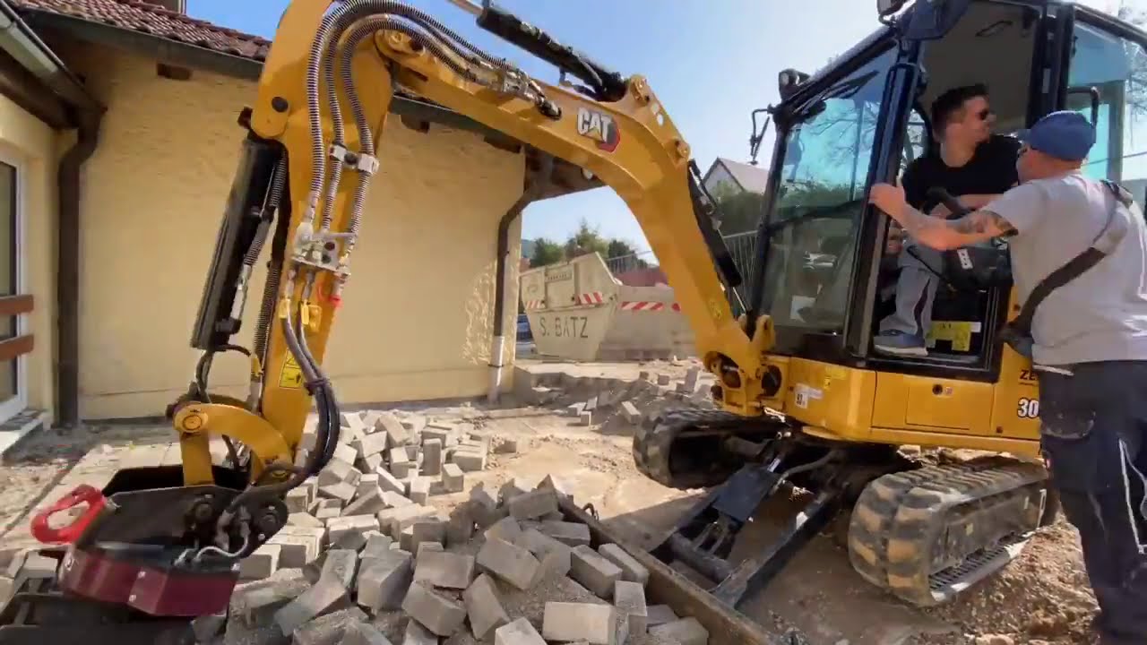 Stärkster seiner Klasse!!! Erd- und Abbrucharbeiten mit dem CAT 301.8 NextGen Minibagger