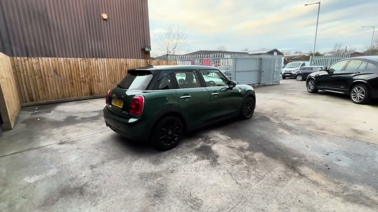 MINI Hatch 1.5 Cooper D 