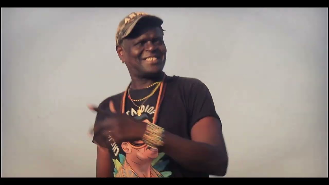MANU BIAGUI (ZIGUINCHOR CLIP OFFICIEL).