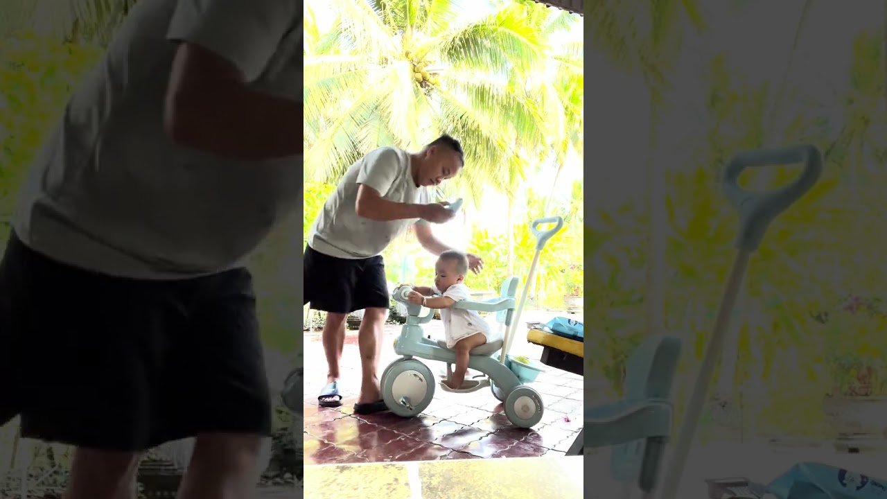 Hớt tóc bé cà phê 