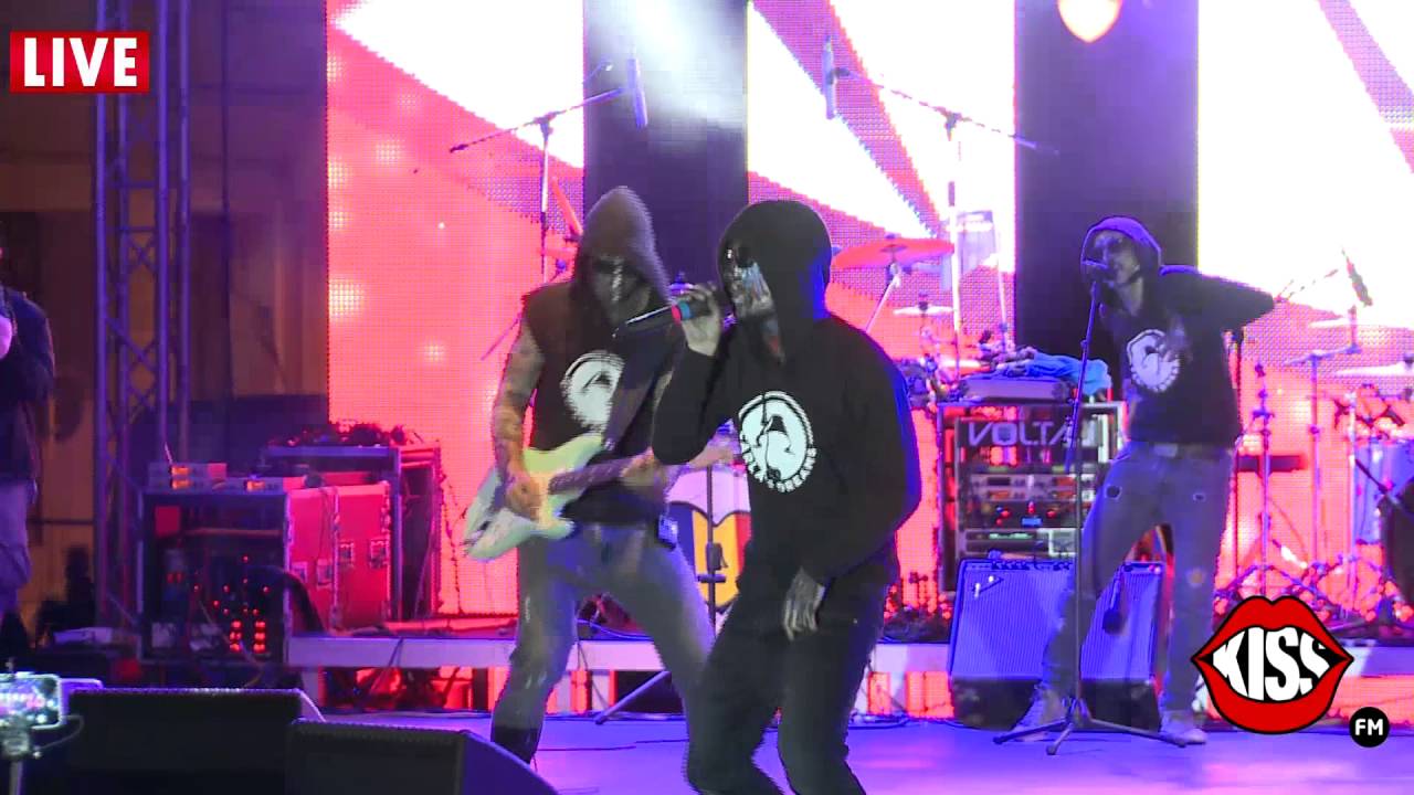 Carla's Dreams-  Acele (live) @SummerKiss Live Concerts