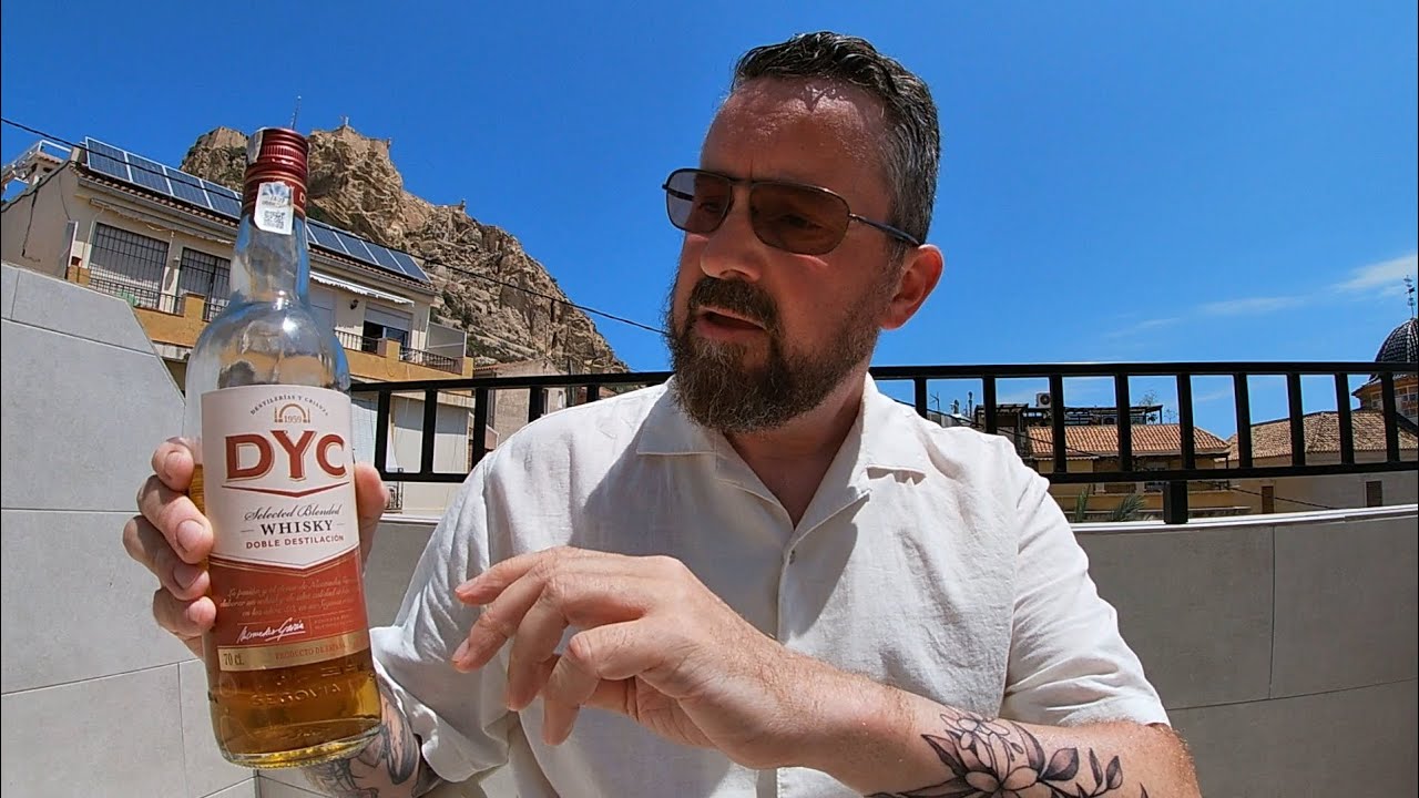 DYC Blend Spanish Whisky / Holiday Dram (Episode #1)