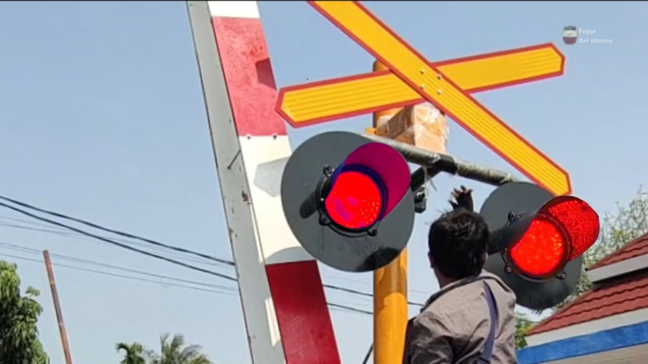Railroad Crossing in Indonesia | Palang Kereta Api 2025