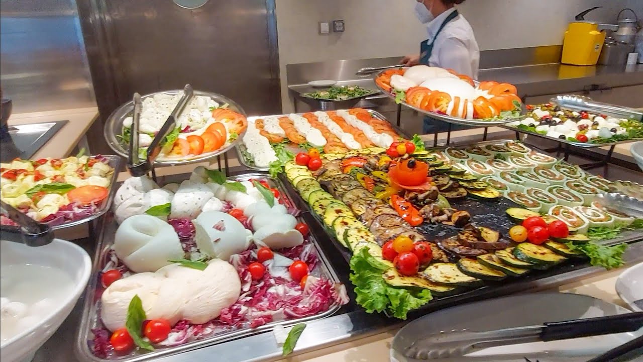 Buffet At Lunch | 4k. Msc Meraviglia In Market Place