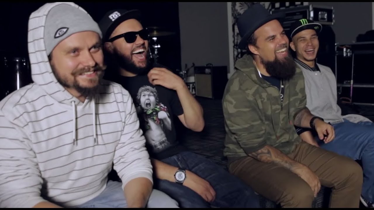 &iexcl;MAYDAY! - Future Vintage | 9.18.2015