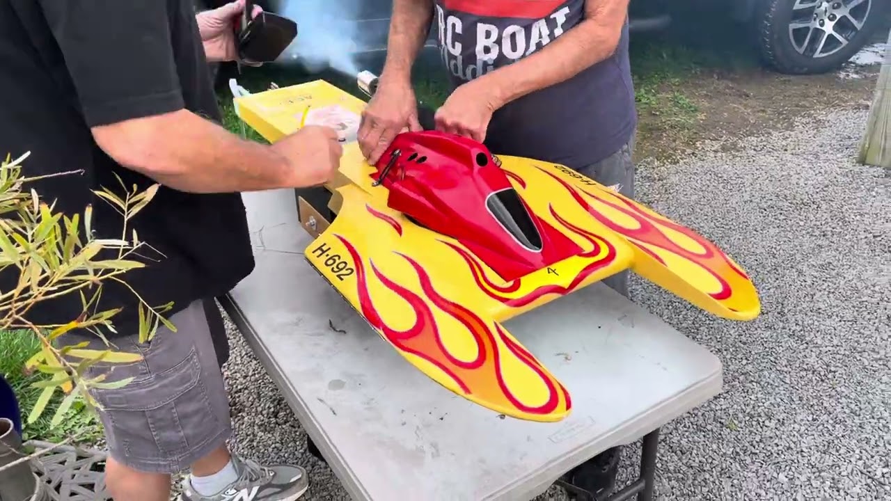 ML Boat Works 48GX Big Block RC Hydoplane