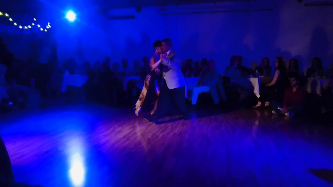 Carlos Estigarribia y Dana Zampieri, TANGO ARGENTINO, rie payaso #darienzo