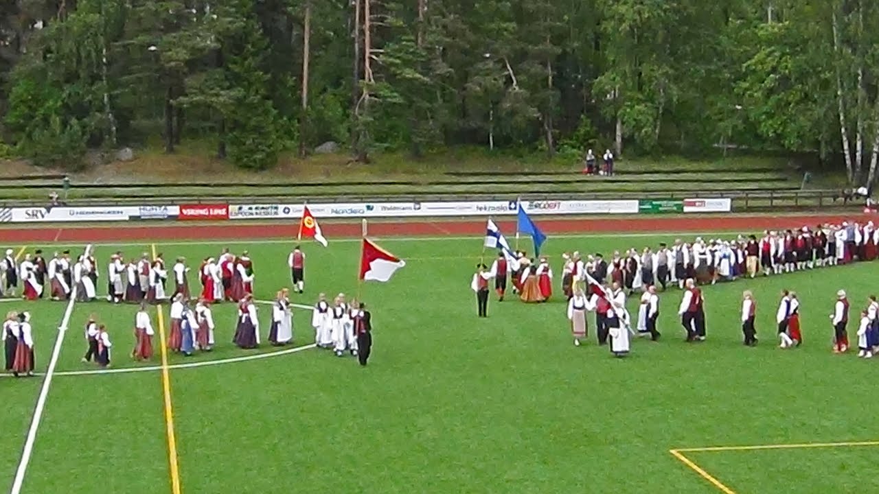 Folk dance - GraniFolk 2016,  Sis&auml;&auml;ntulo / Inmarsch