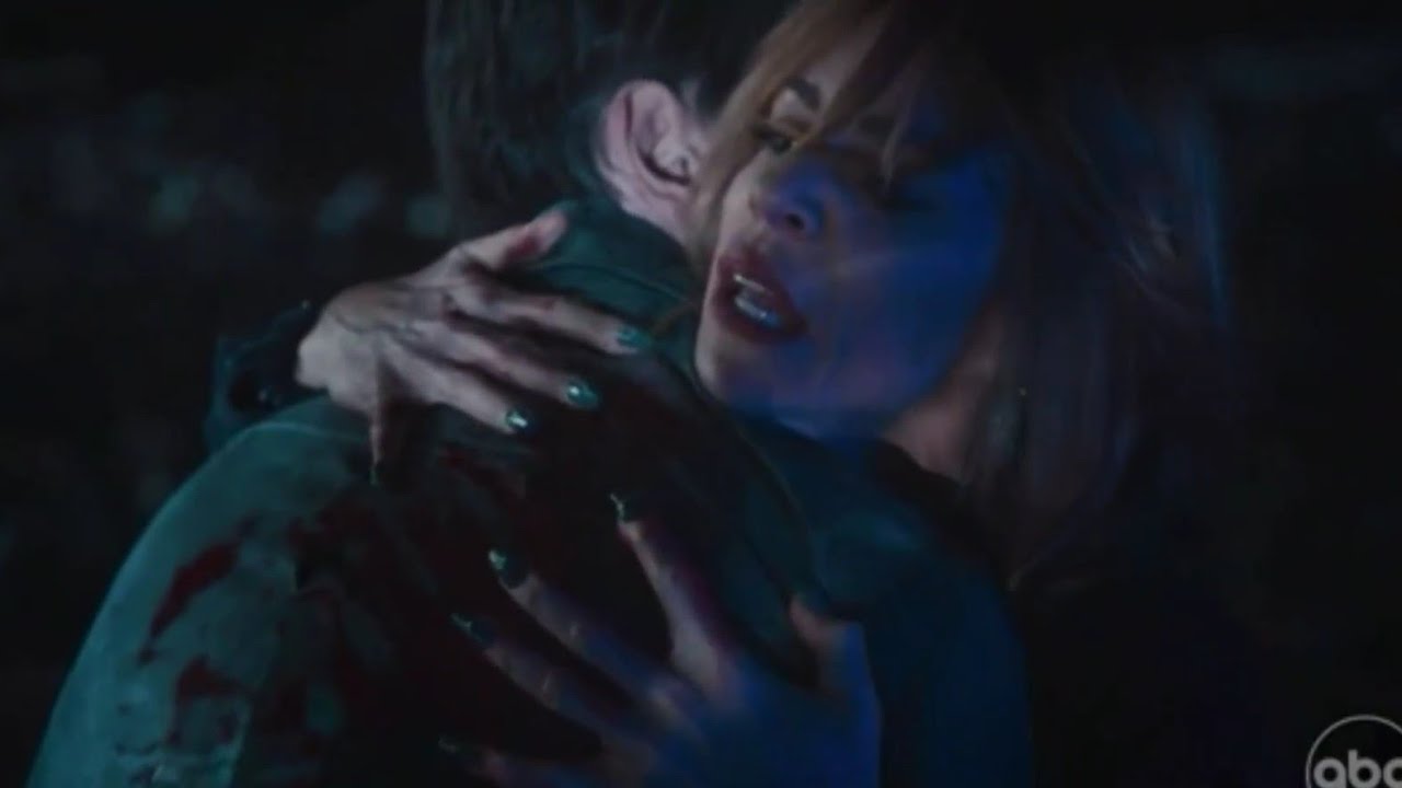 High Potential 02x18 - Wagner dies in Morgan's arms