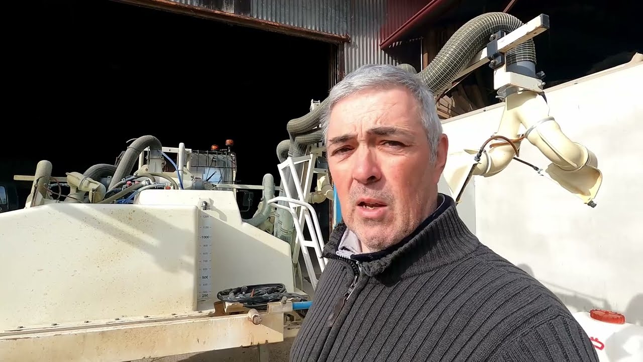Mise en place de la Jet6000 Bobard sur 1084 Bobard, désherbage vigne.