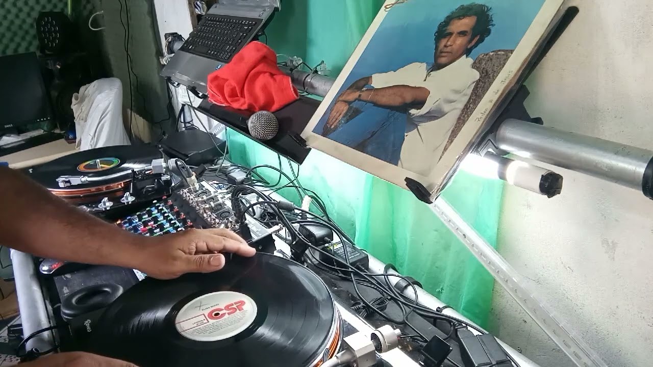 BAILE DO VINIL - Flash Brega 01