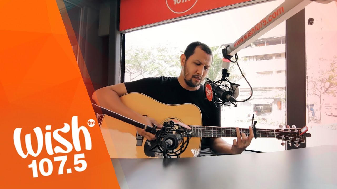 Johnoy Danao performs 