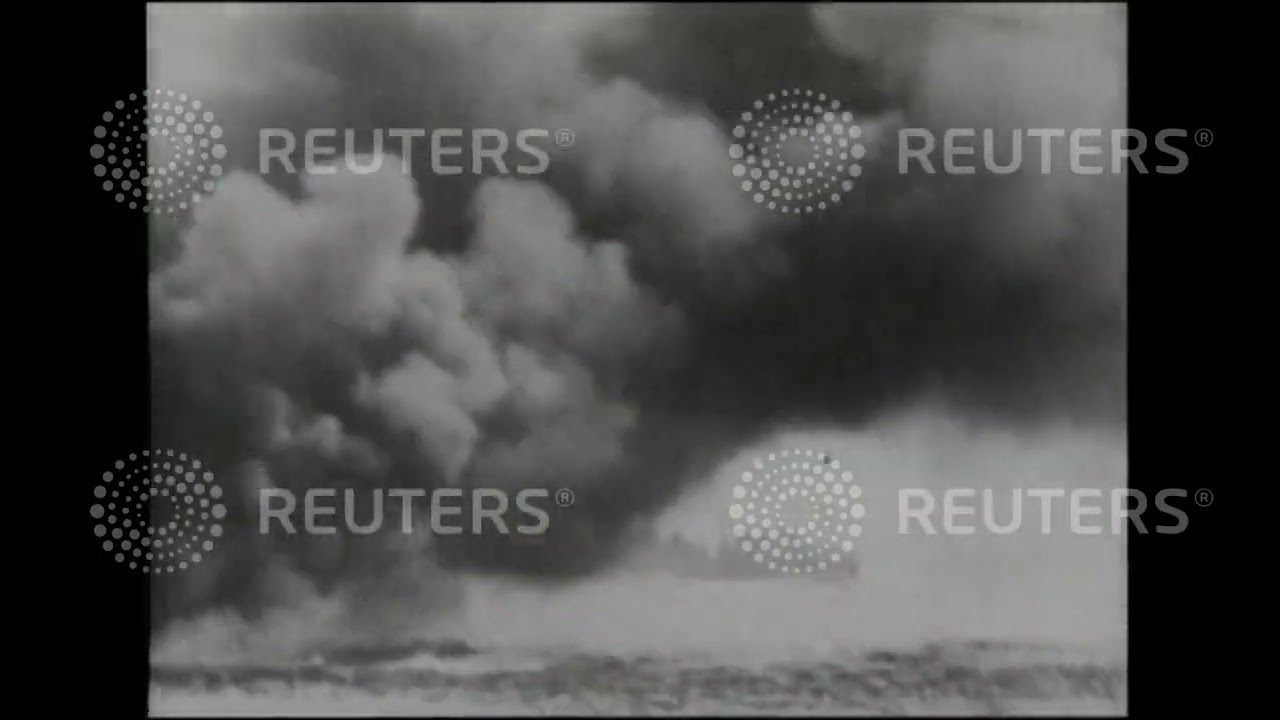 1930 Oil tanker fire