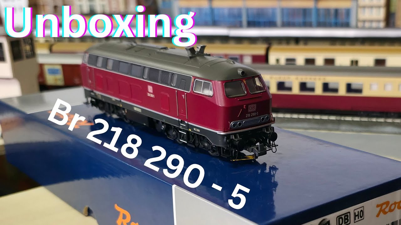Unboxing Roco 78772,  Br 218 290 -5