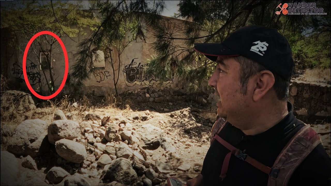 SE ASOMÓ!!! Sombras y llantos se ESCUCHAN junto a Ruinas donde Buscamos TESOROS!!